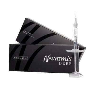 부풀어오르는 부작용이 있는 부드럽고 젊은 피부에 안녕하세요